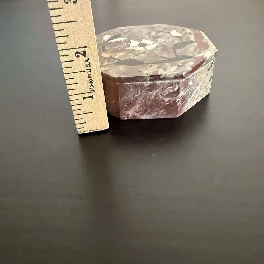Soapstone Trinket box mother of pearl inlay Flowers‎ Soni International India